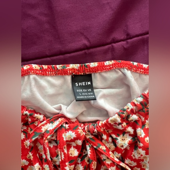 SHEIN Red Floral Print Cami Mini Sundress Size 8/10 Large - Picture 6 of 6